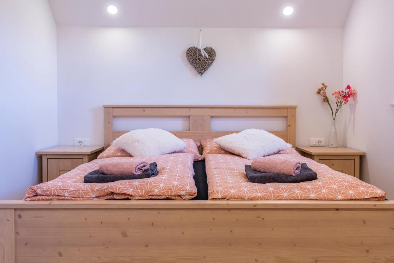 Holiday House Zupanc Bohinj ภายนอก รูปภาพ